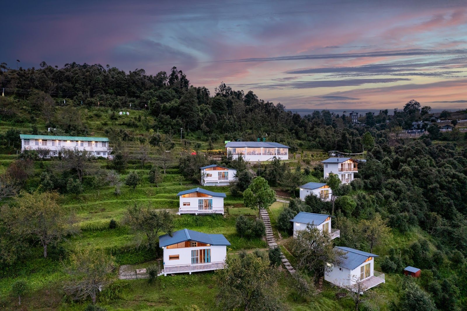 Himalayan Cottage w/ Peak Views & Home Meals, UK in Lamgara, Uttarakhand 1