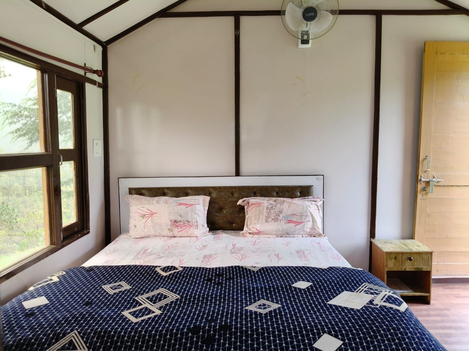 Mountain View Pet-Friendly Cottage HP in Himachal Pradesh 2