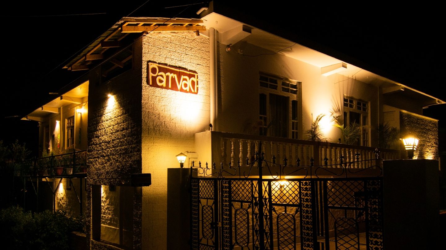 Balcony Views Homestay w/ Café, HP in Bir, HP 1