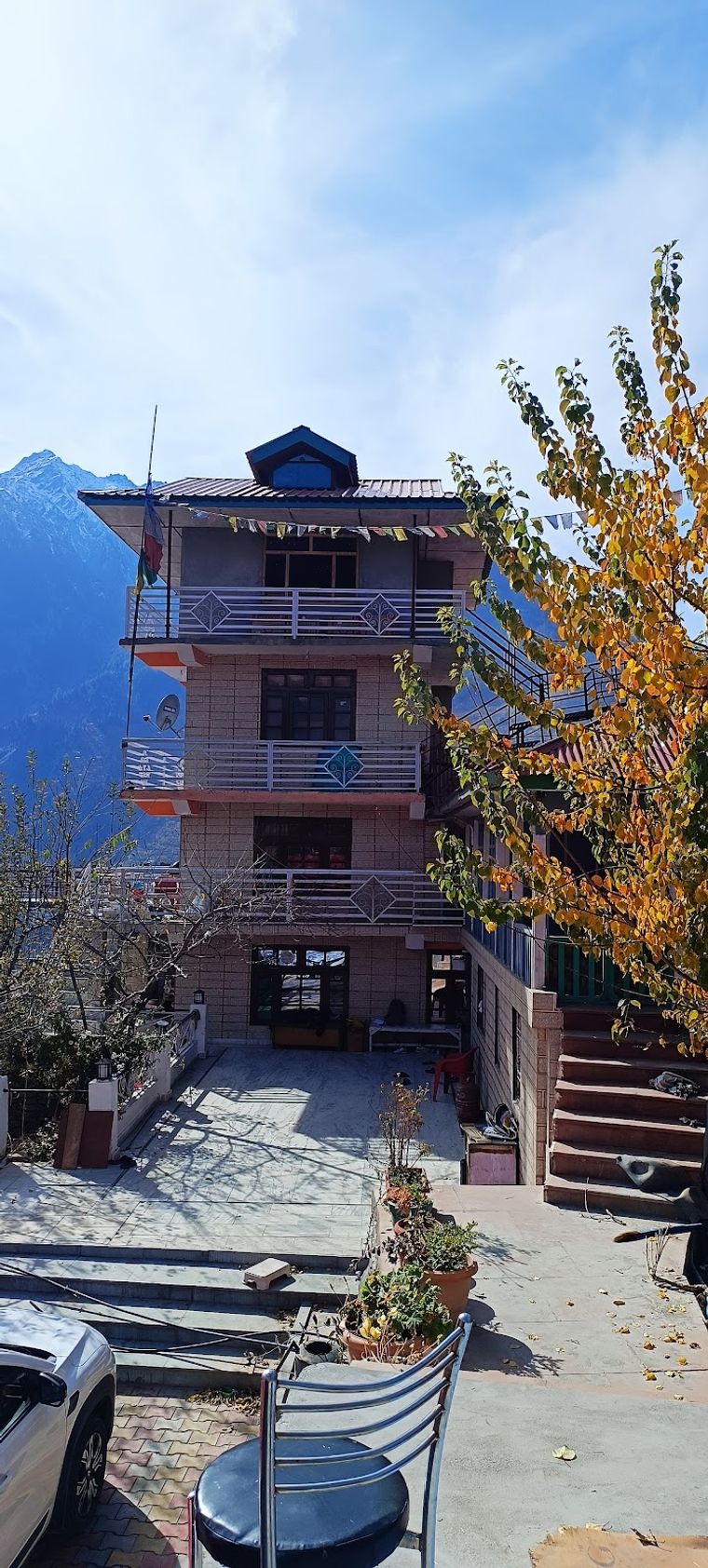 Homestay w/ Snow-capped Views & Home Meals, HP