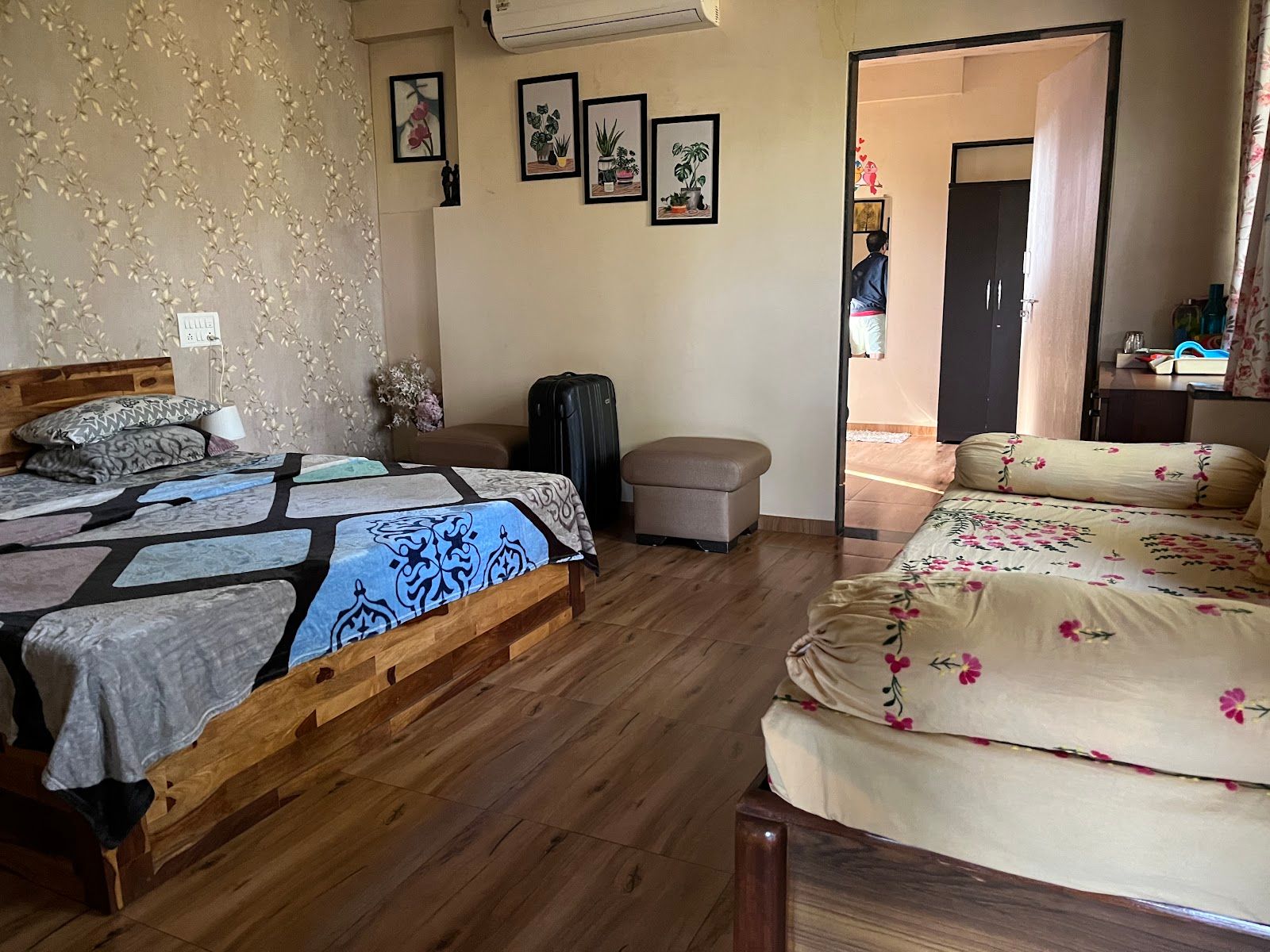Homestay with Terrace & Garden, Maharashtra
