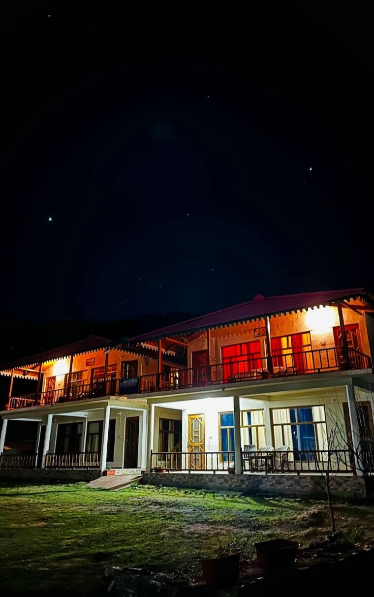 Mountain Homestay w/ Meals & Treks, Uttarakhand