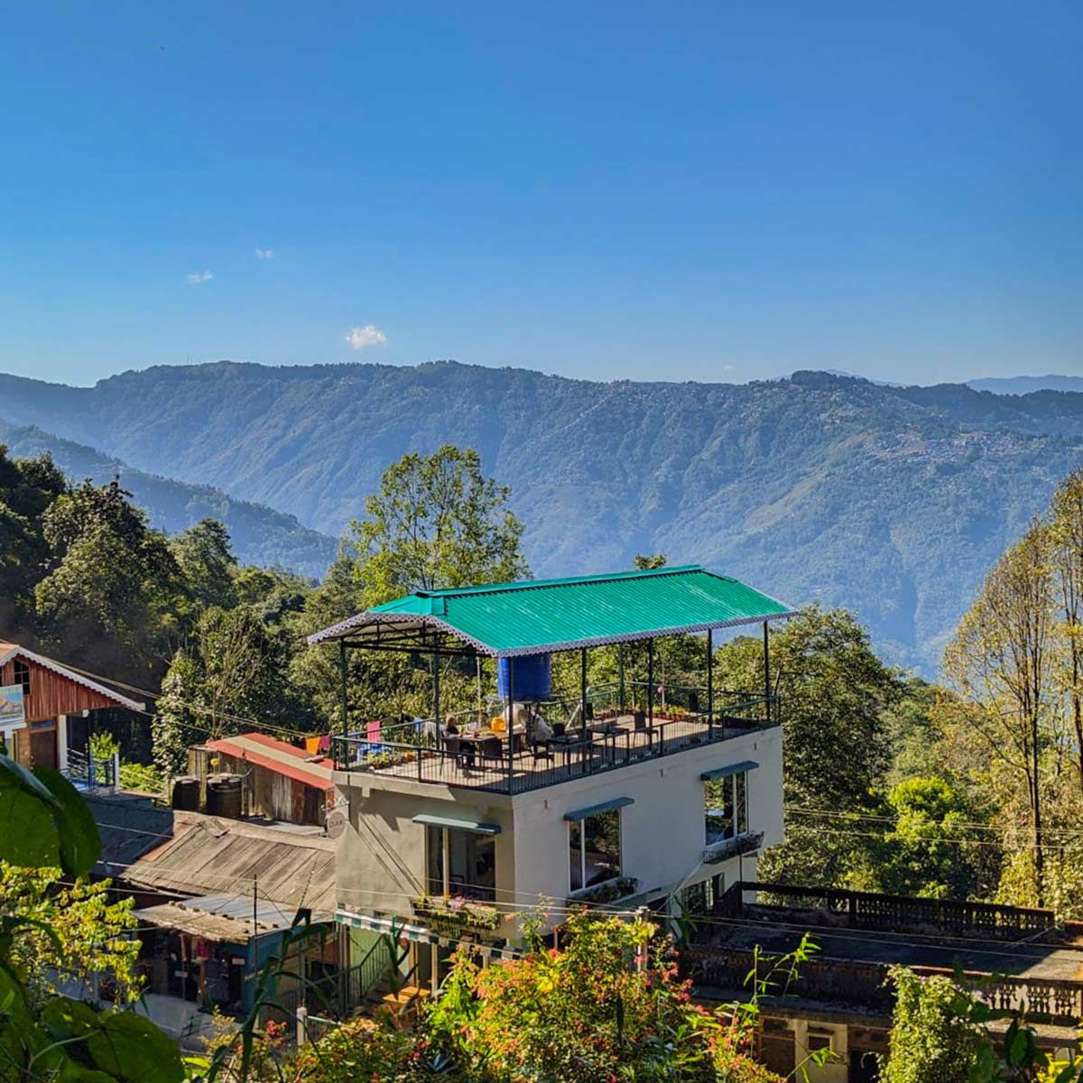 House with a pool near Jorethang, West Benga...