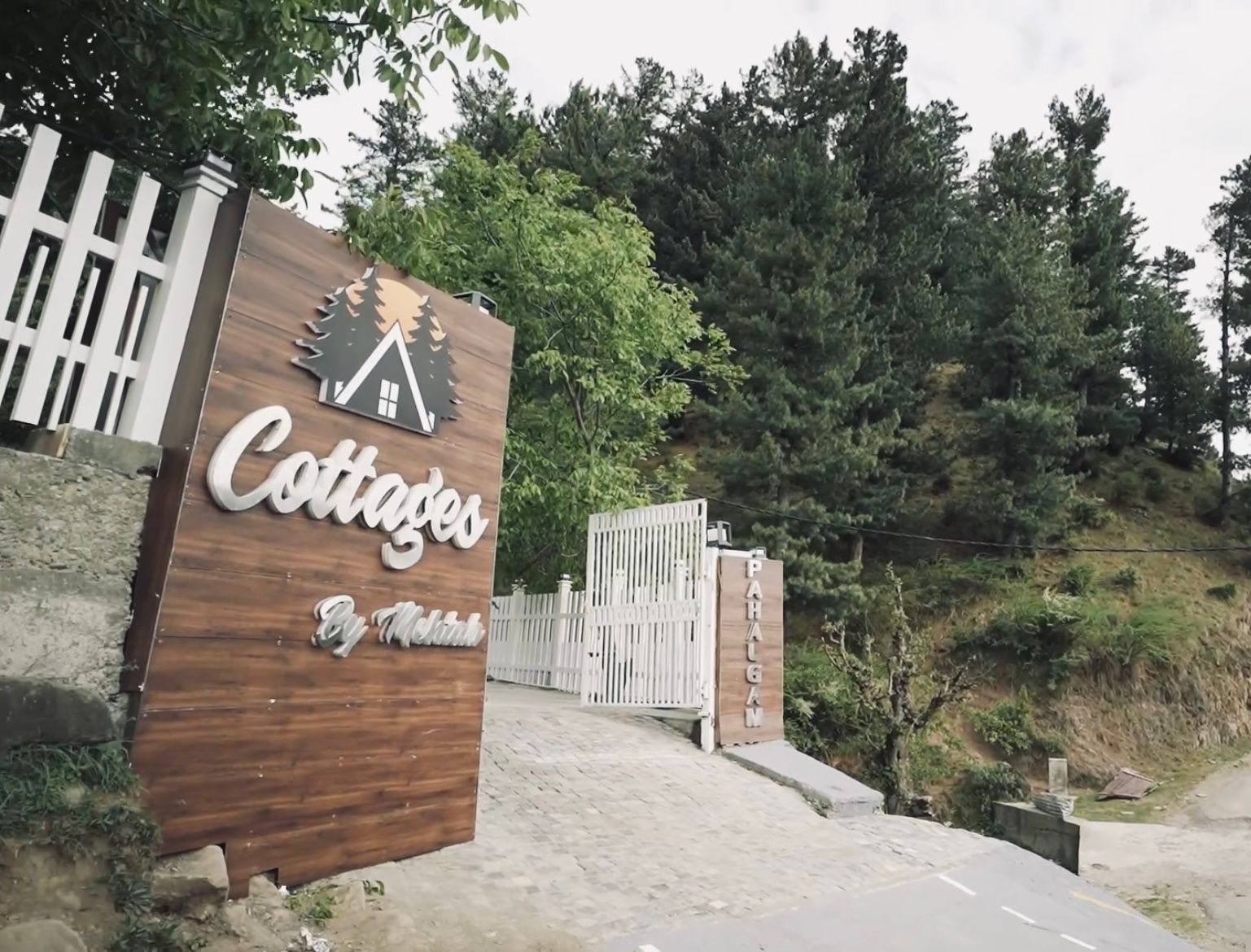 Cottage w/ Mountain Views & Bonfire, J&K - Pahalgam, J&K photo 5