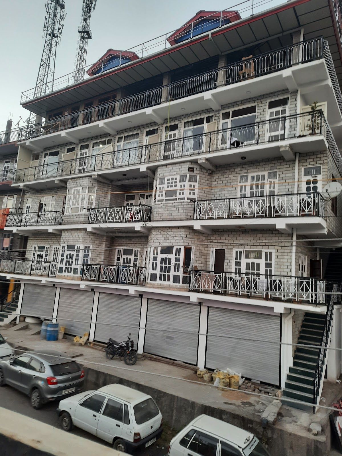 Mountain View Homestay w/ Home Meals - HP