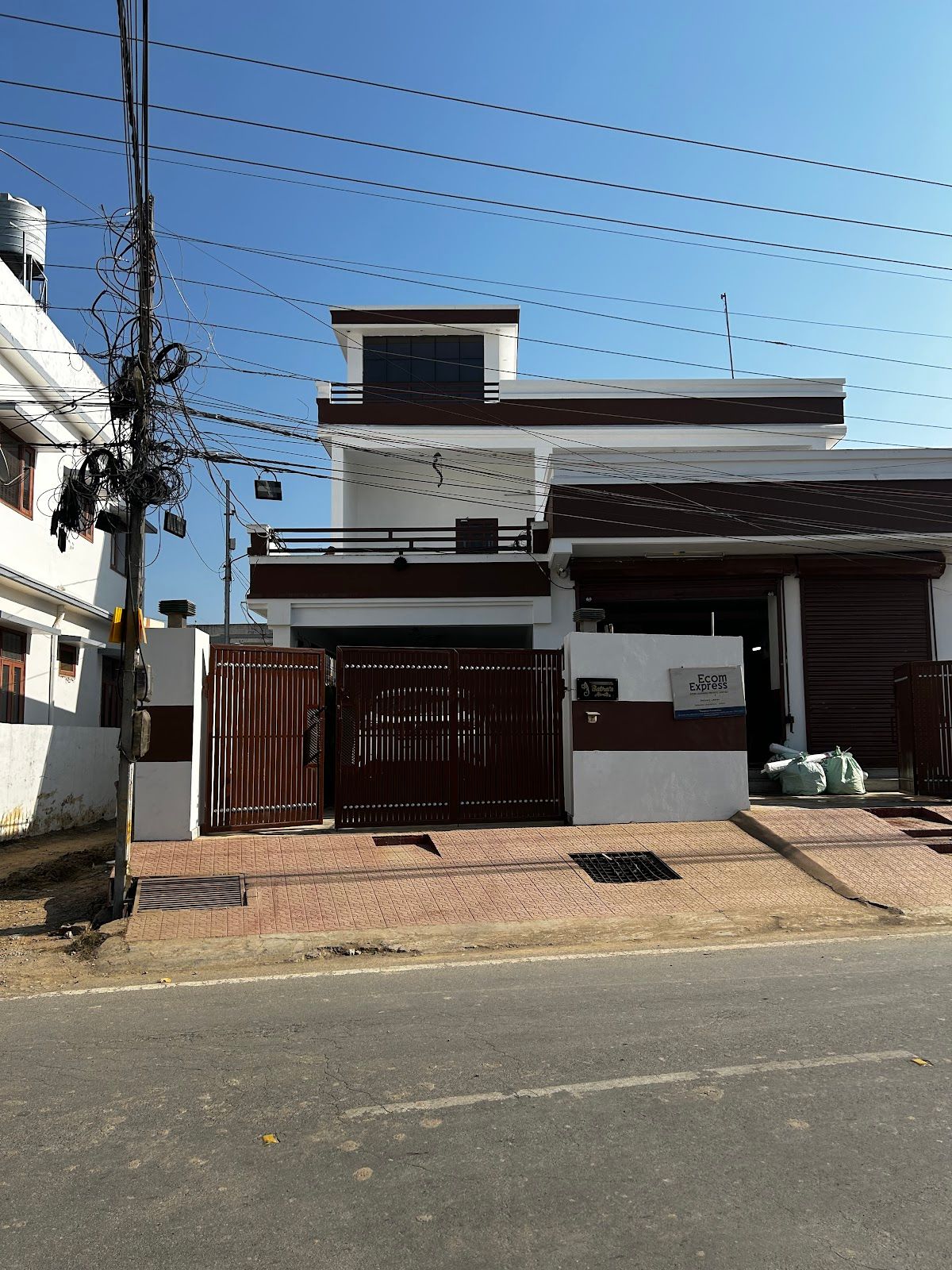 Family Homestay w/ Welcoming Hosts, Uttarakhand in Mothorowala Rd 6