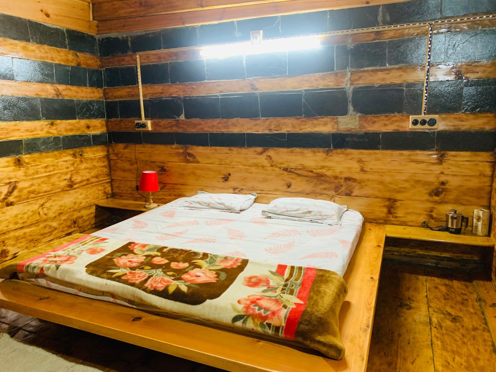 Mountain View Homestay w/ Apple Orchards HP in Jubbal, HP 2