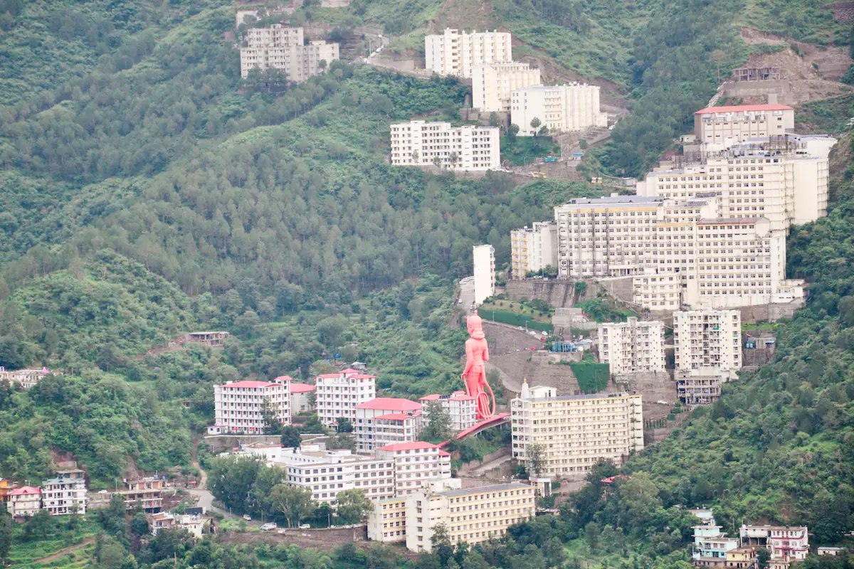 Spacious View Homestay w/ Balcony HP in Jabal, HP 1