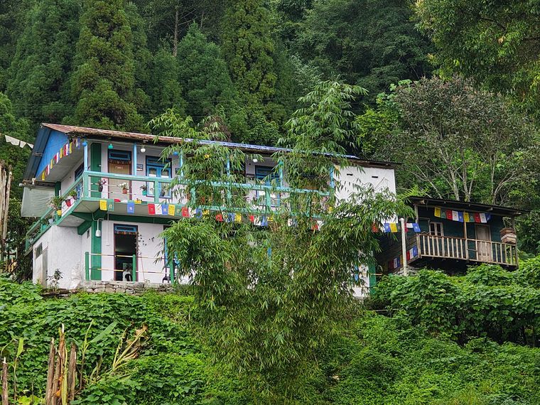 Homestay near Kalimpong with Kanchenjunga views