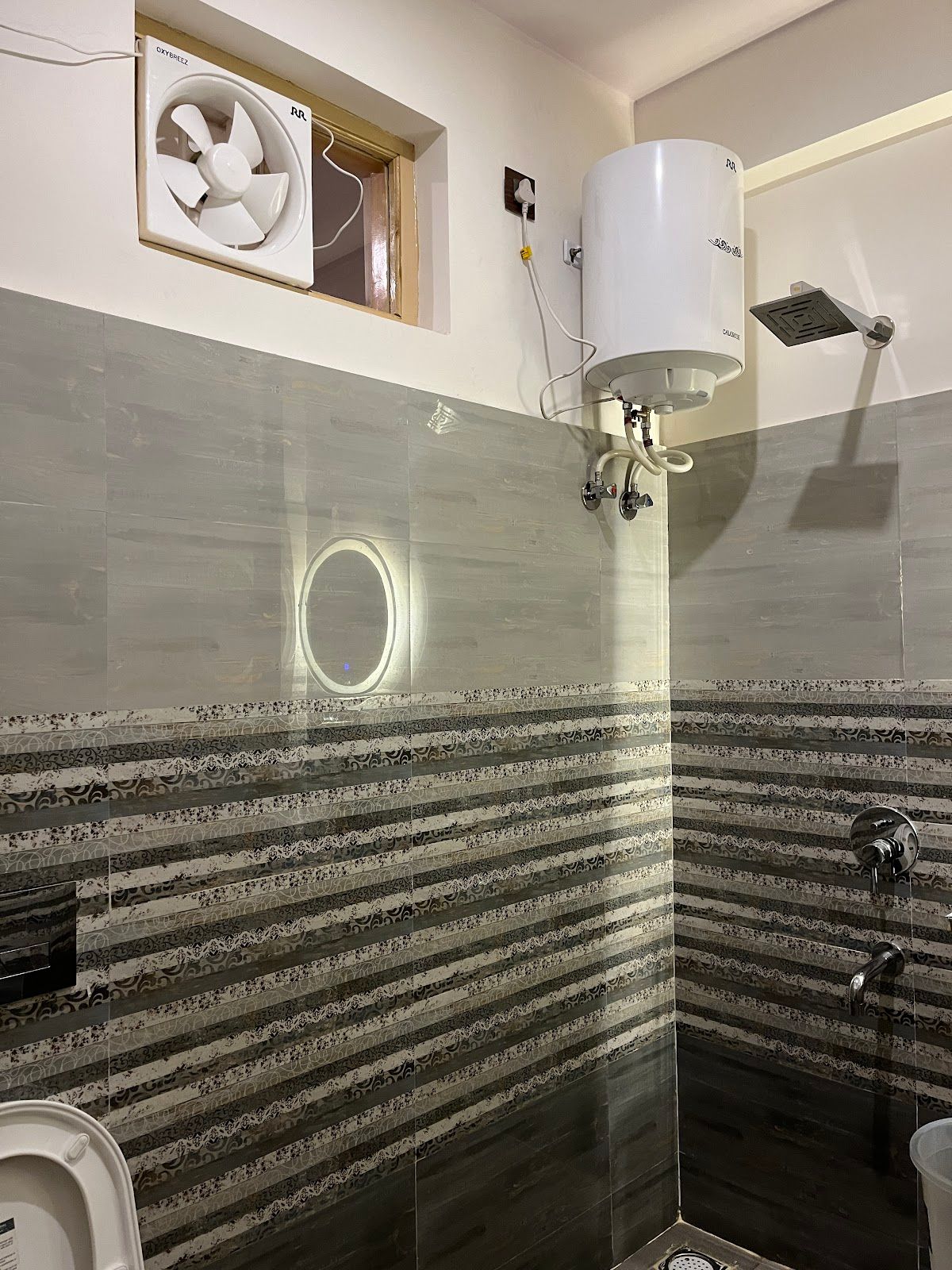 Spacious Cottage w/ Mountain Views - Uttarakhand - Joshimath, Uttarakhand photo 4