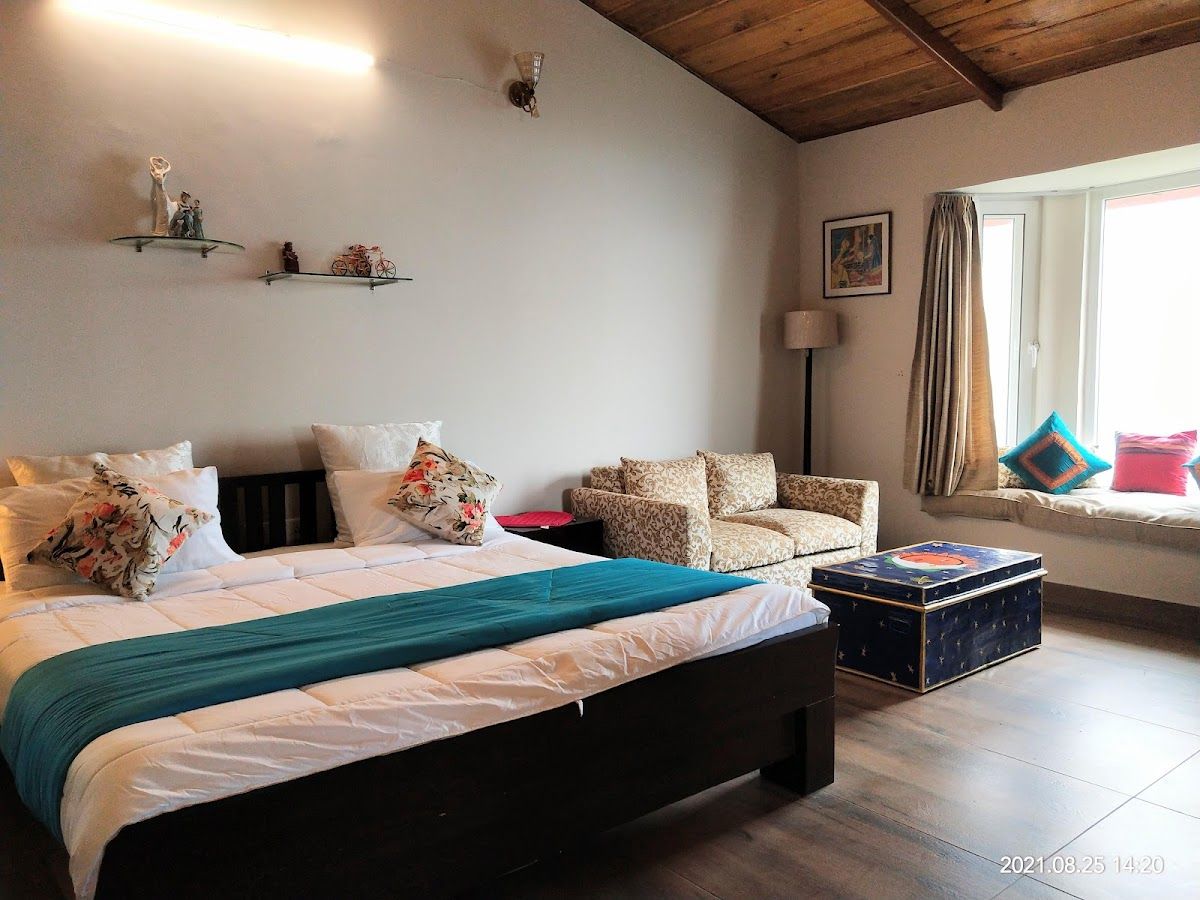 Mountain Cottage w/ Valley Views & Bonfires, UK in Mussoorie, Uttarakhand 2