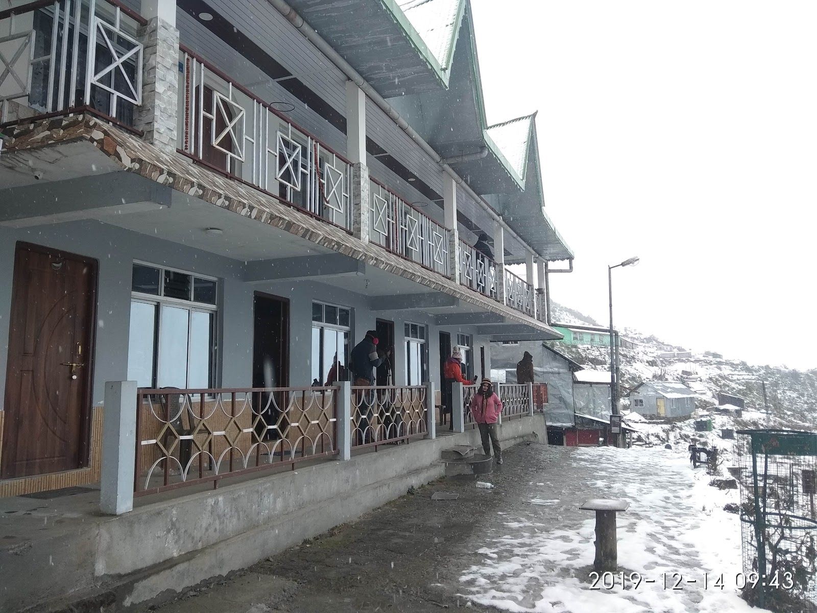 Scenic Mtn Homestay w/ Local Food &Bonfire, Sikkim in Sikkim, Zuluk 8