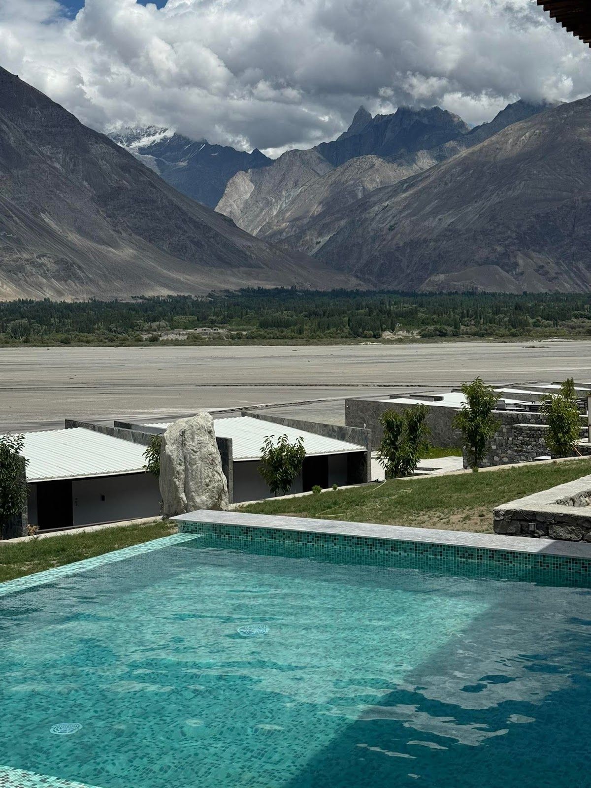 Peaceful Resort w/ Great Food & Service Pakistan - Skardu, GB photo 4