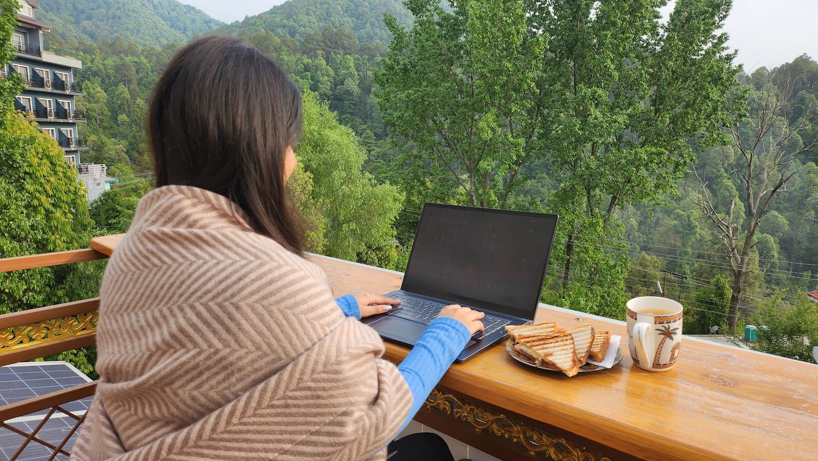 Homestay w/ Balcony Views & Home Meals, HP in Dalhousie, HP 8