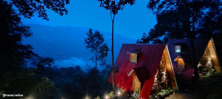Kanchenjunga View Cottages w/ Balcony, Sikkim