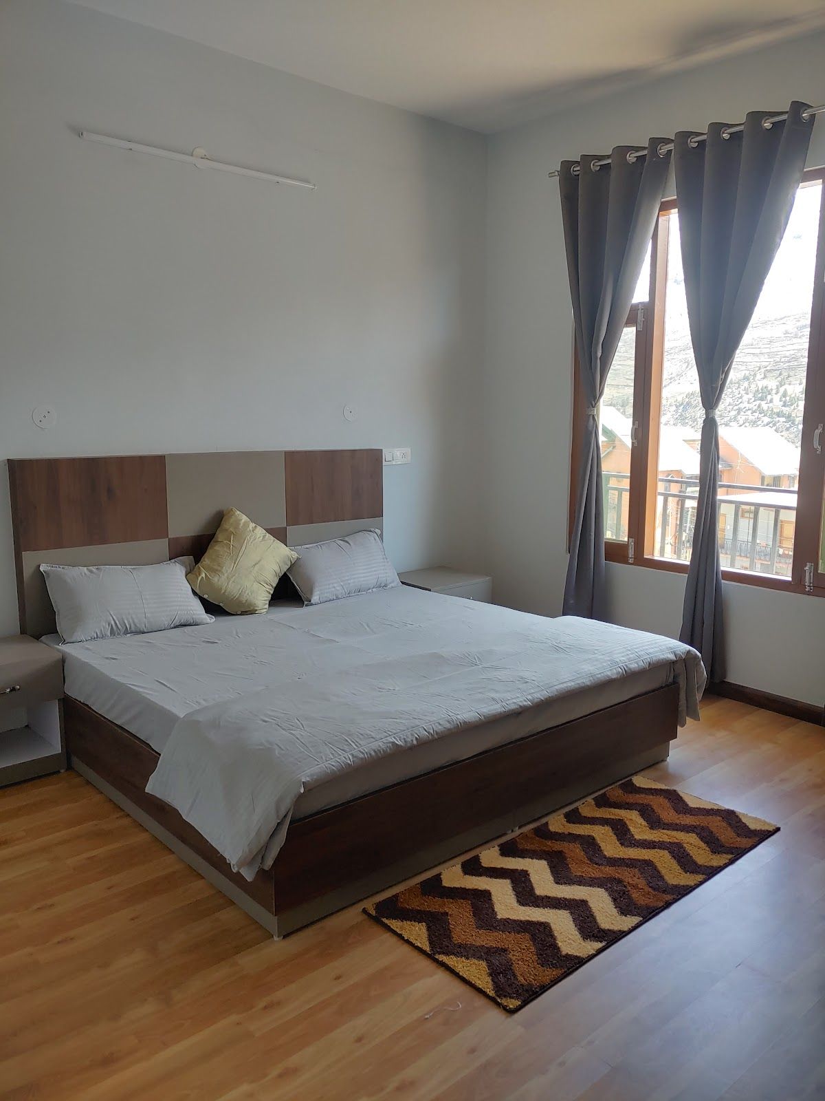 Mountain View Guesthouse w/ Balcony HP - Keylong, HP photo 4