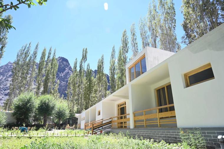 Garden Homestay w/ Brook & Home Meals, Ladakh