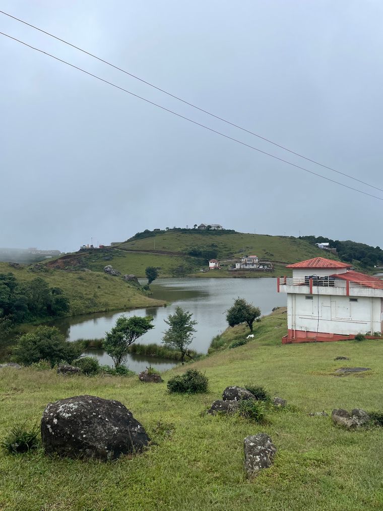 Mawphanlur Lakeside Cottage, Meghalaya