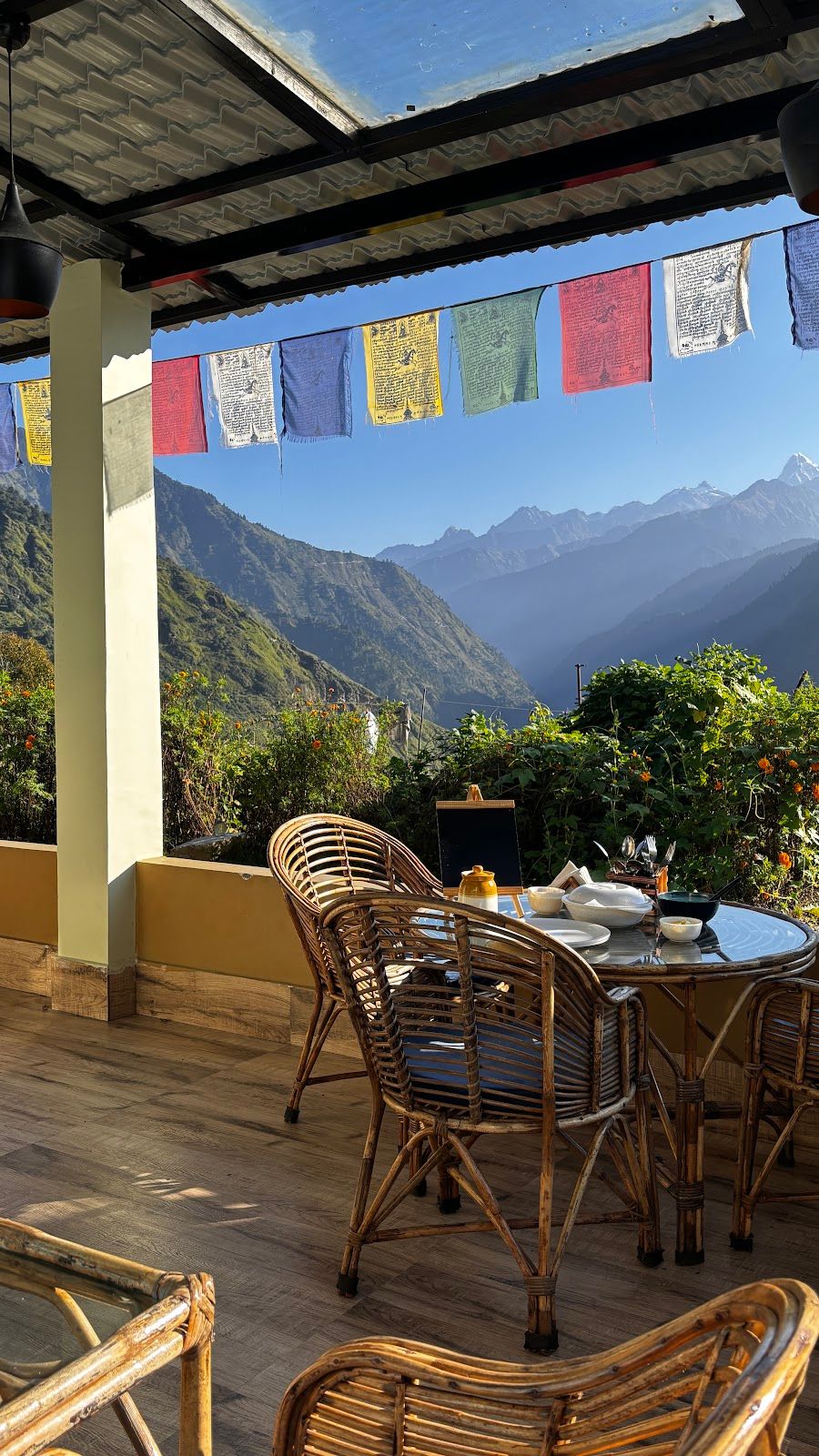 Dayara Trek Homestay w/ Home Meals, Uttarakhand in Raithal 5