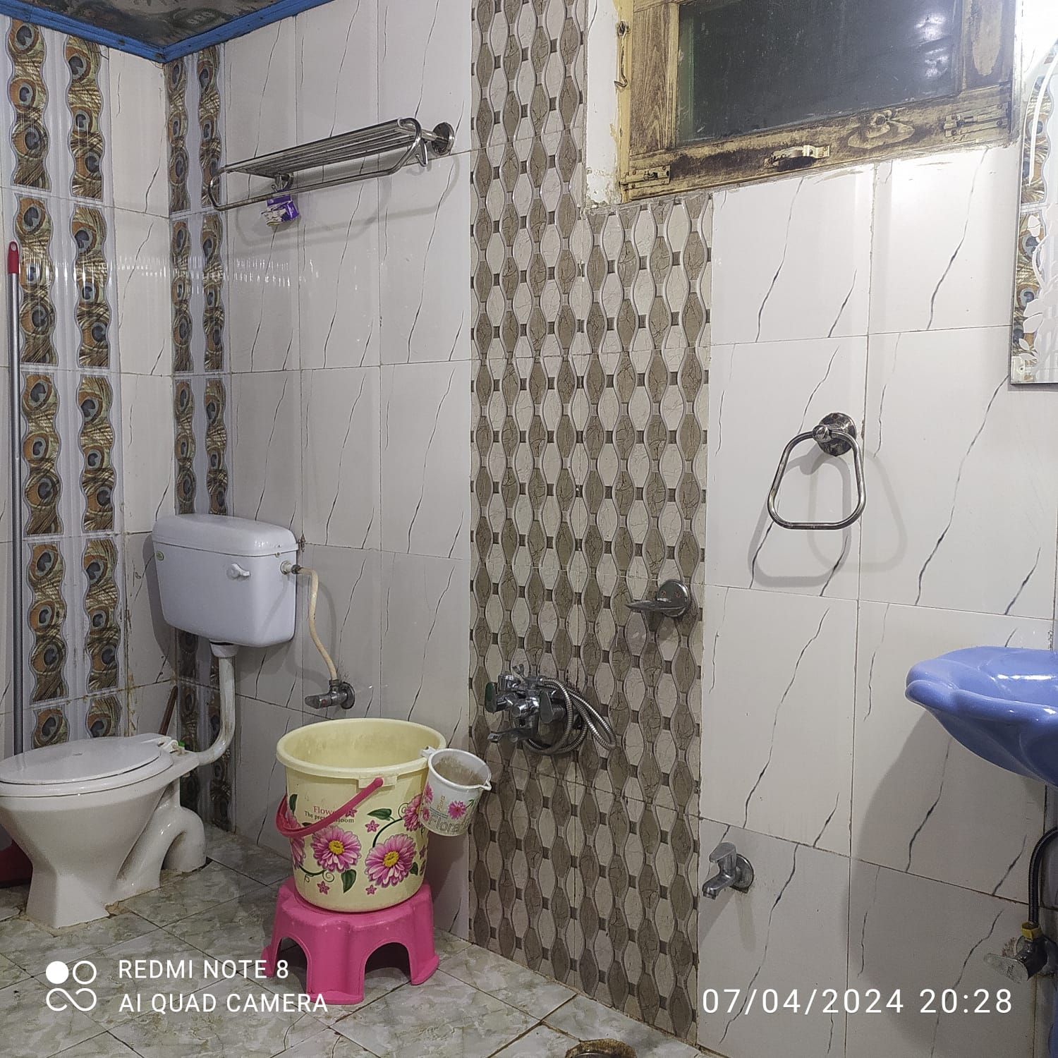 Homestay w/ Heated Beds & Ski Slopes, J&K - Gulmarg, Jammu & Kashmir photo 4