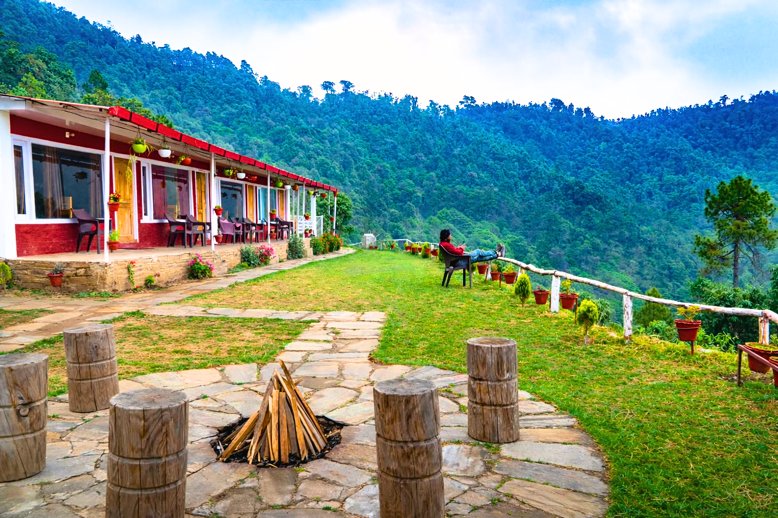 Cozy Homestay in Kausani
