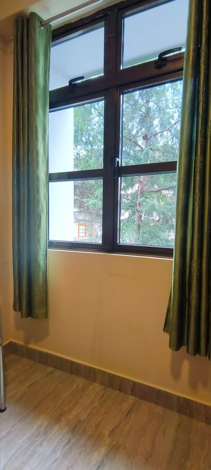 Magnificent modern homestay near markets Meghalaya