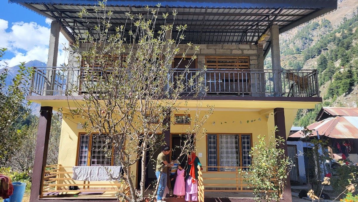 Mountain View Homestay w/ Home Cooked Meals - UK in Bagori 1