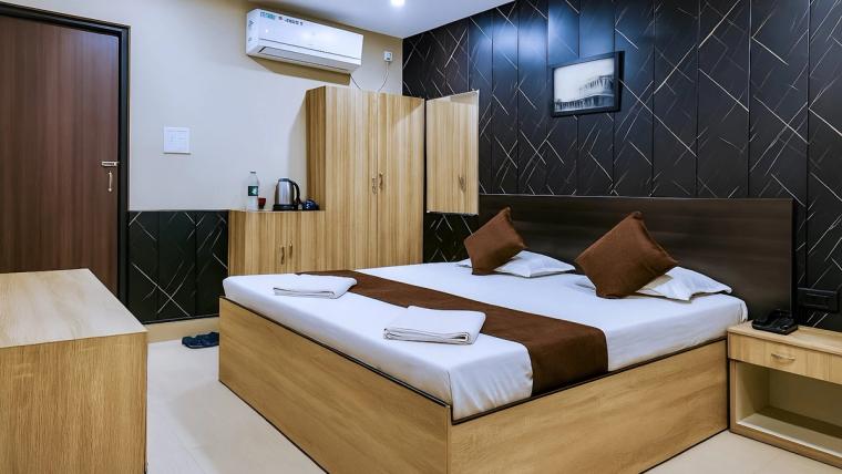 Clean Central Rooms w/ Breakfast, Tezpur, Assam