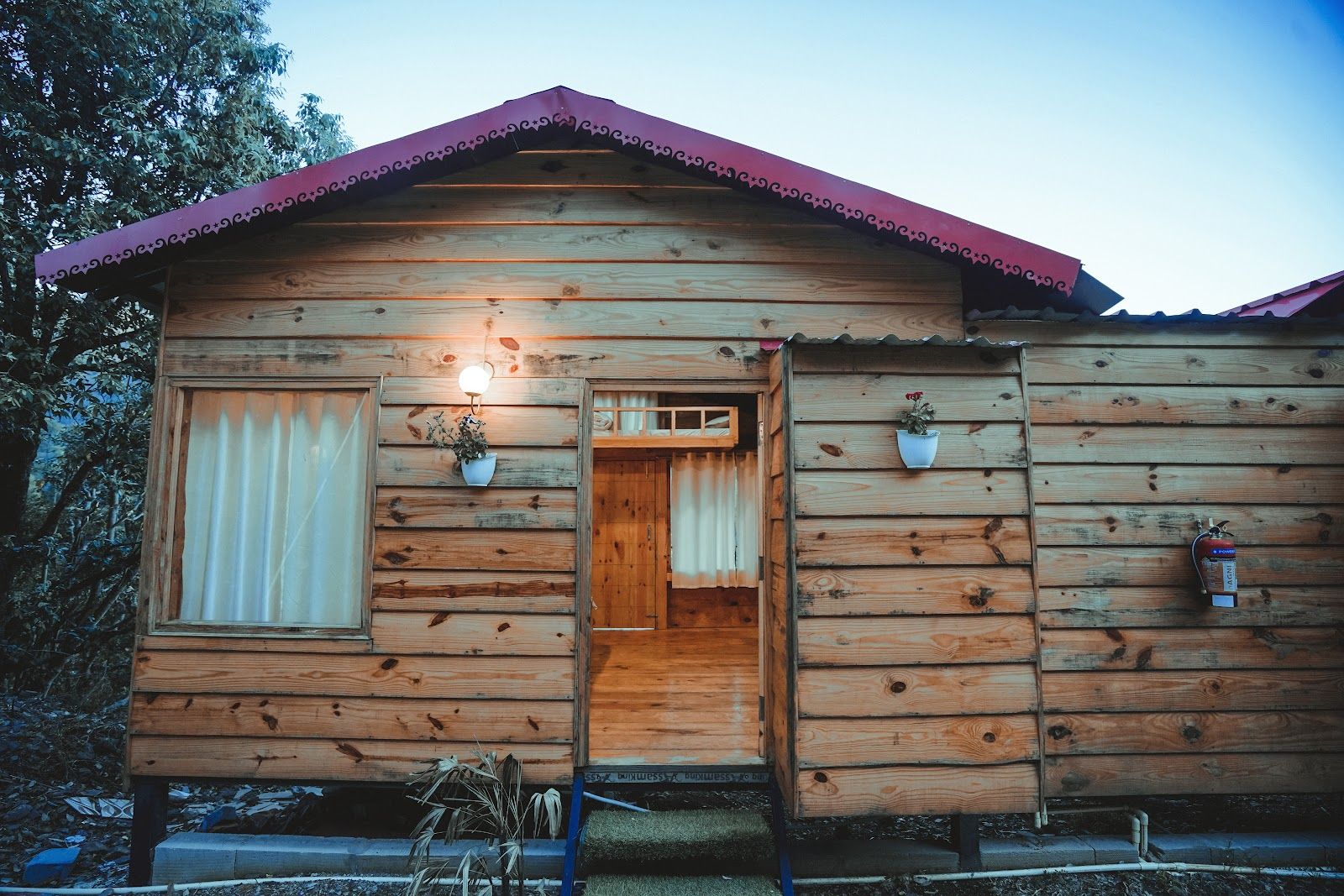Uttarakhand House: Pangot Views, Birdsong & Nature