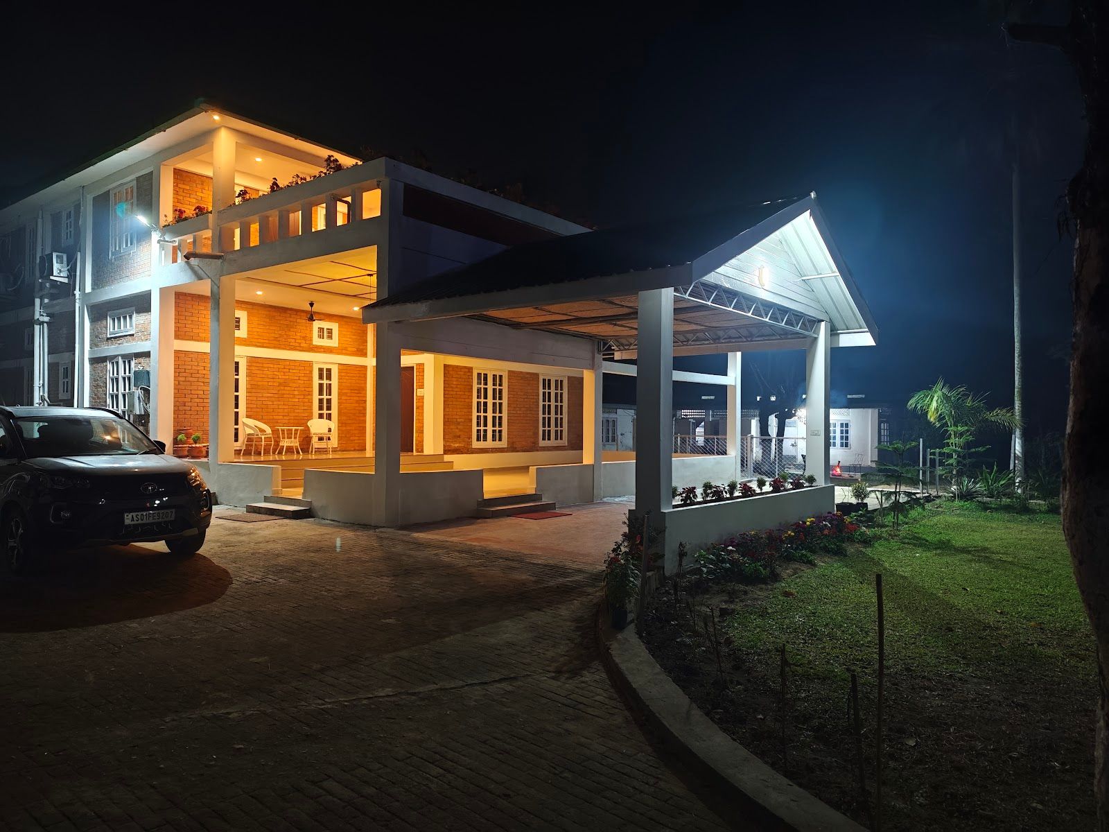 Airport Homestay w/ Home Meals, Assam