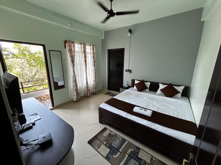Shillong guest house, Meghalaya - fresh dining