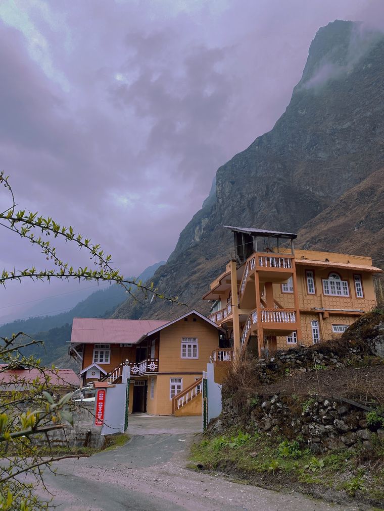 Best View Homestay w/ Local Food & Bonfire Sikkim