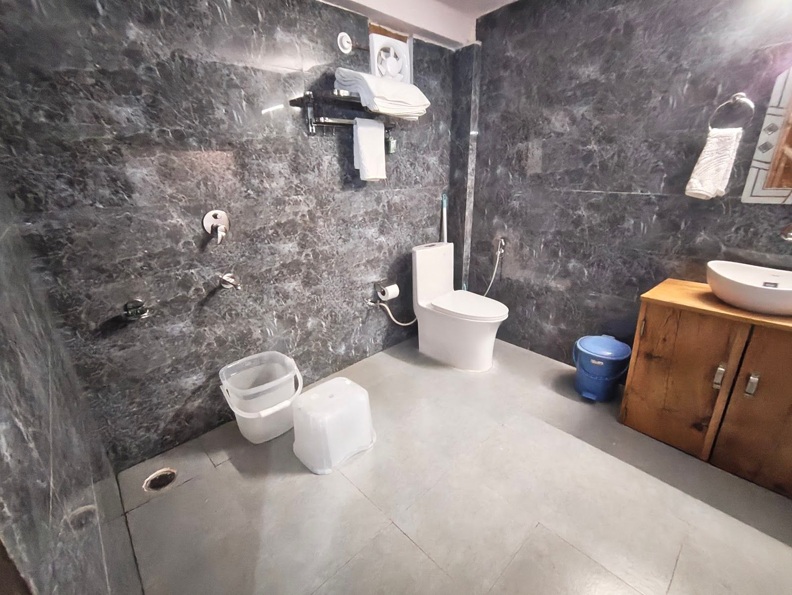 Father's cottage sojha - Himachal Pradesh 175123 photo 4