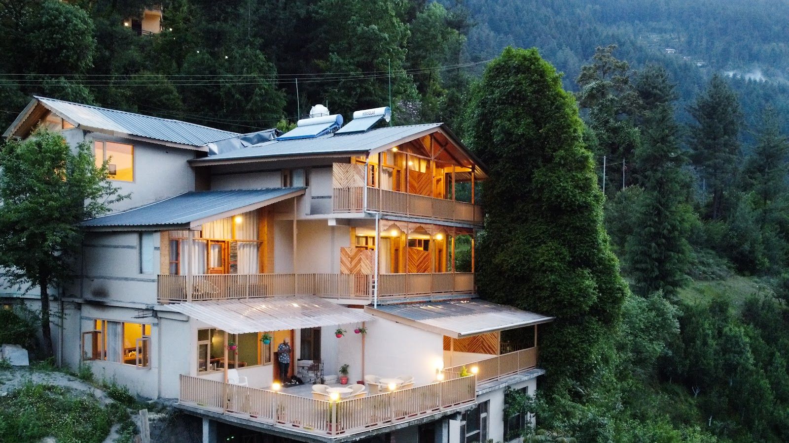 Mountain Views BR HP NE AP Lodge Himachal Pradesh