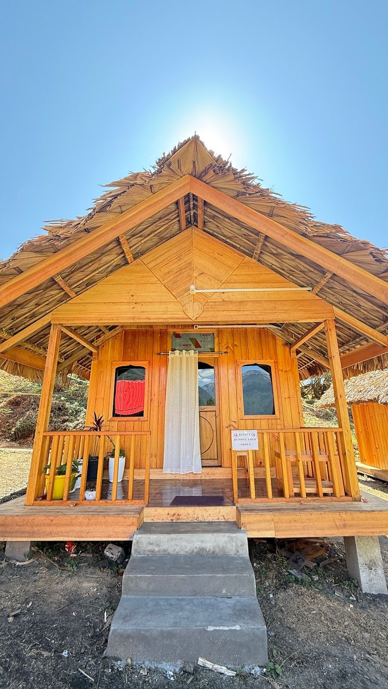 Mountain View Wooden Cabins w/ Garden & Campfire