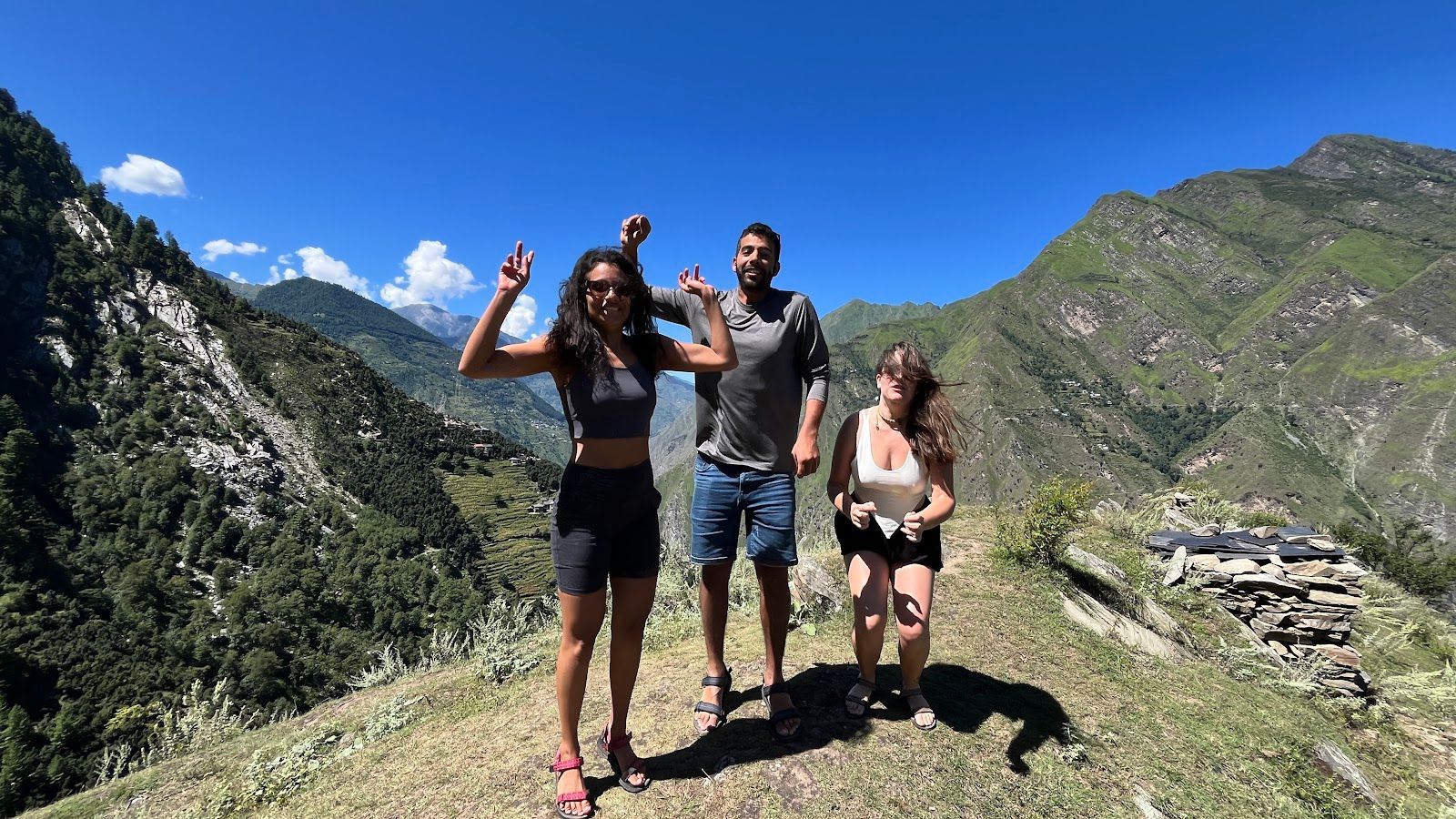 Village Homestay w/ Home Meals & Treks, HP in Hat, HP 5