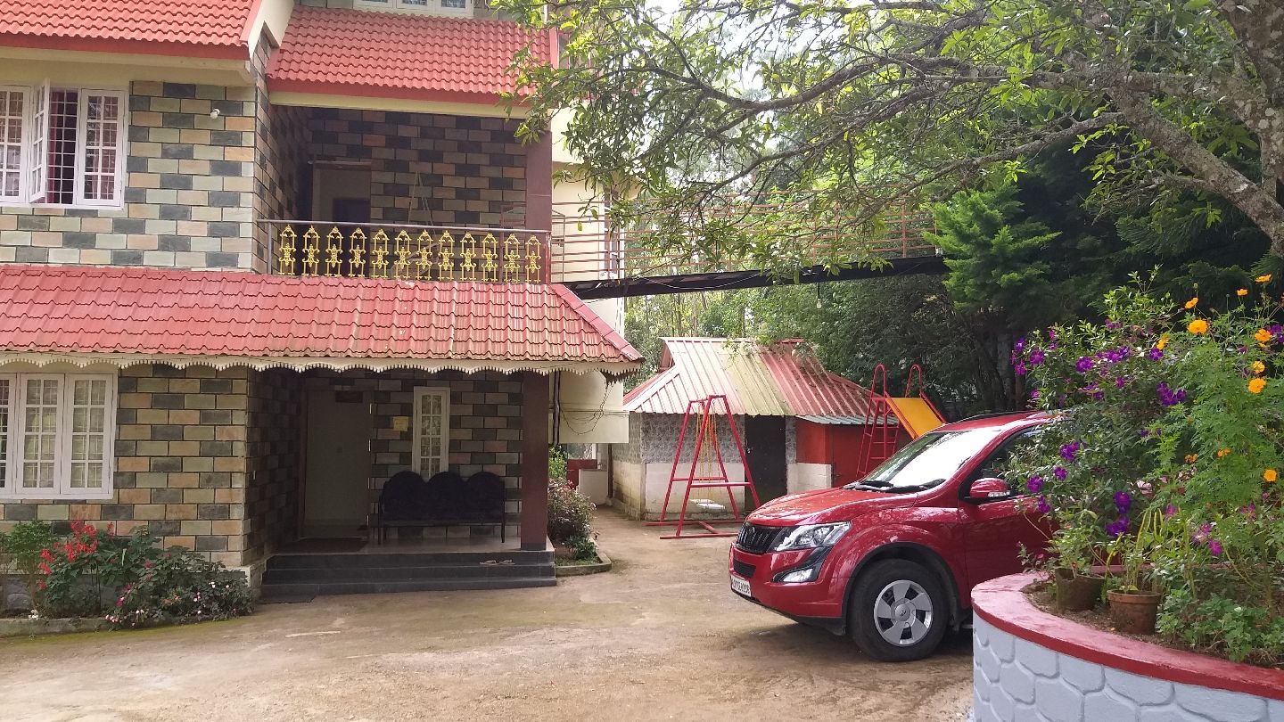 Kerala Hills Retreat w/ Tea Estate Views