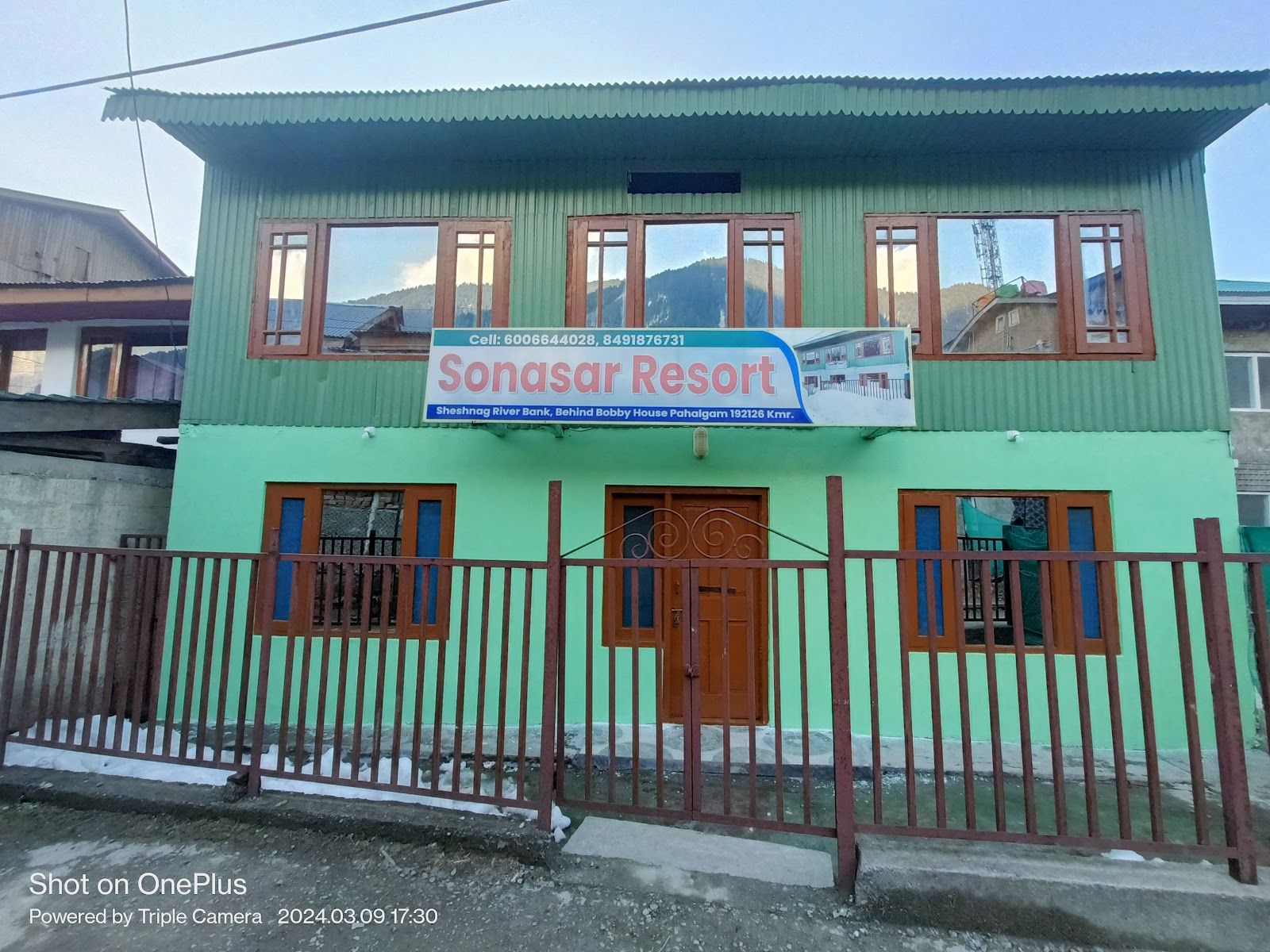 Homestay by Lidder River, Kitchen Access, J&K in Jammu & Kashmir 8