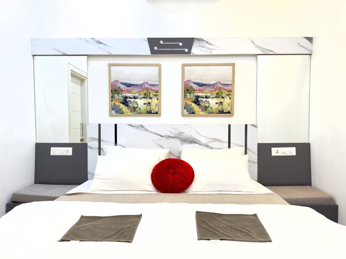 Rebon Guest House - Flats for Rent in Khanna, Punjab, India - Airbnb - Khanna, Punjab photo 5