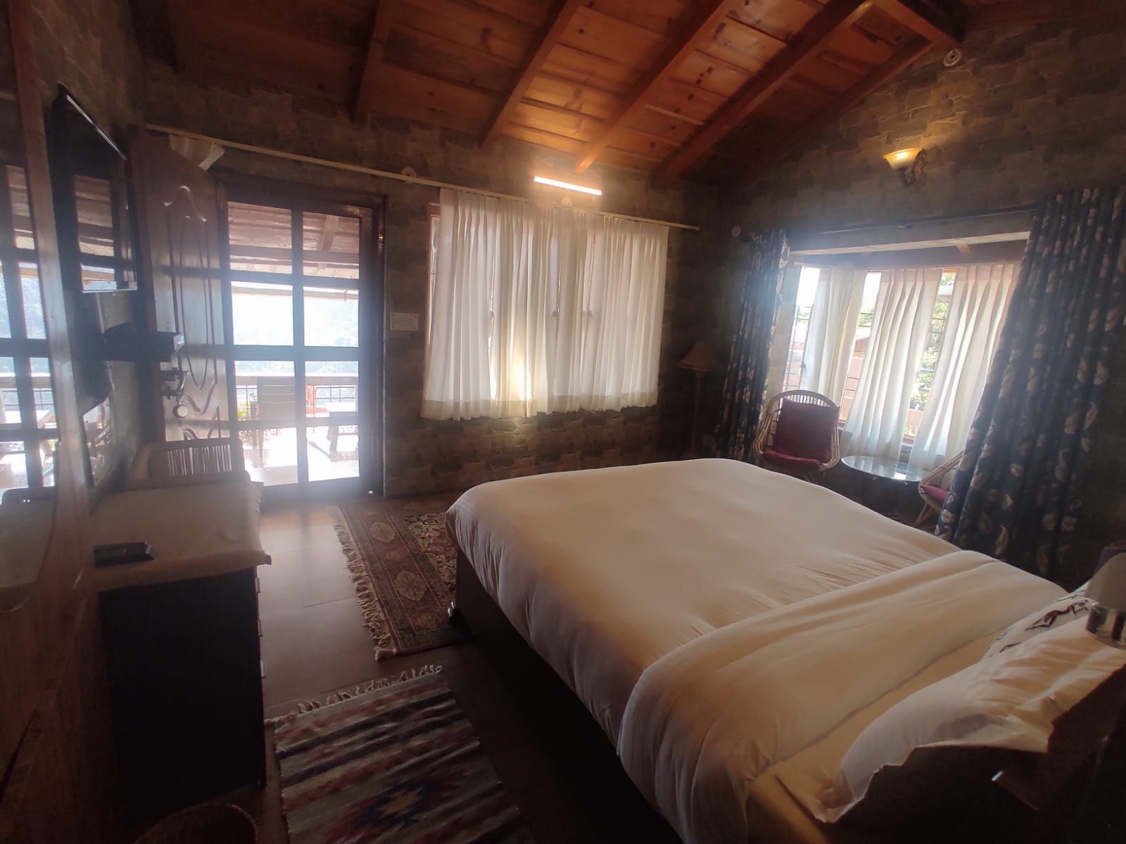 Valley View Cottage w/ Home Meals & Bonfire, UK - Mukteshwar, UK photo 5