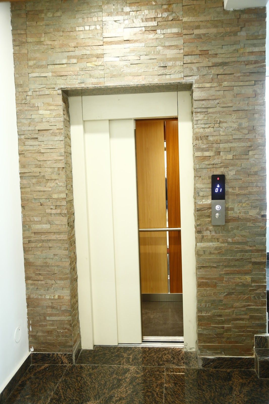 City Homestay w/ Home Meals & Great Staff in Dehradun, Uttarakhand 5