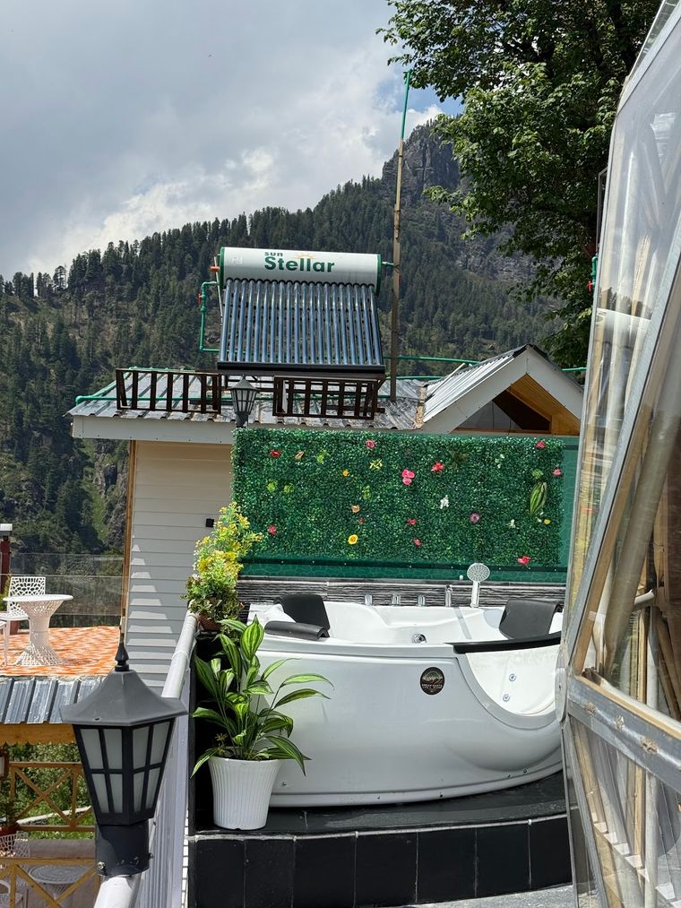 Dome Home, Hot Tub, Family Homestay, HP