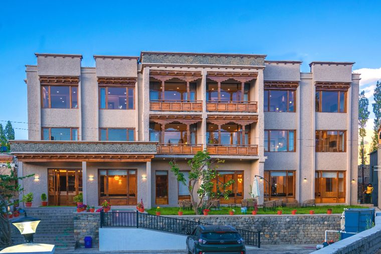 Spacious Villa w/ Garden & Airport Access, Ladakh