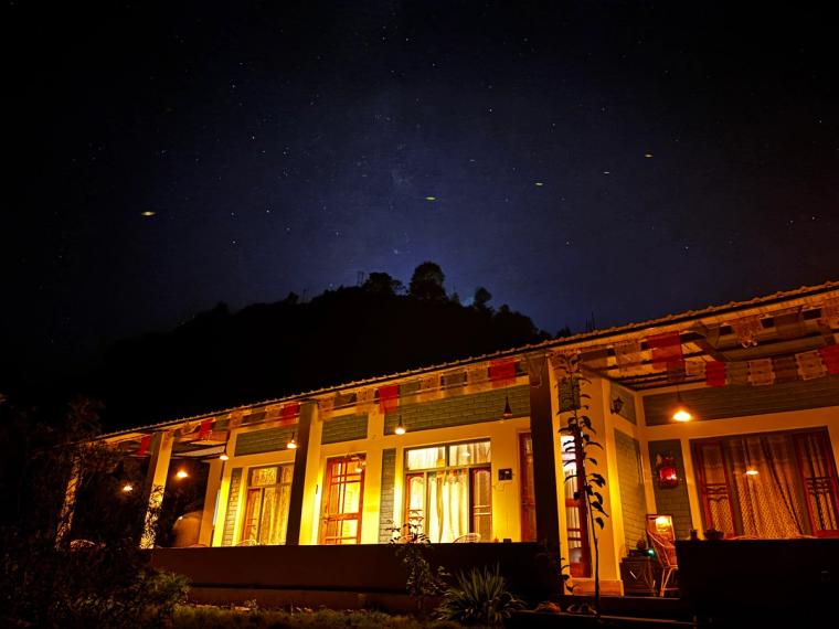 Three bedroom house with mountain views in Raithal