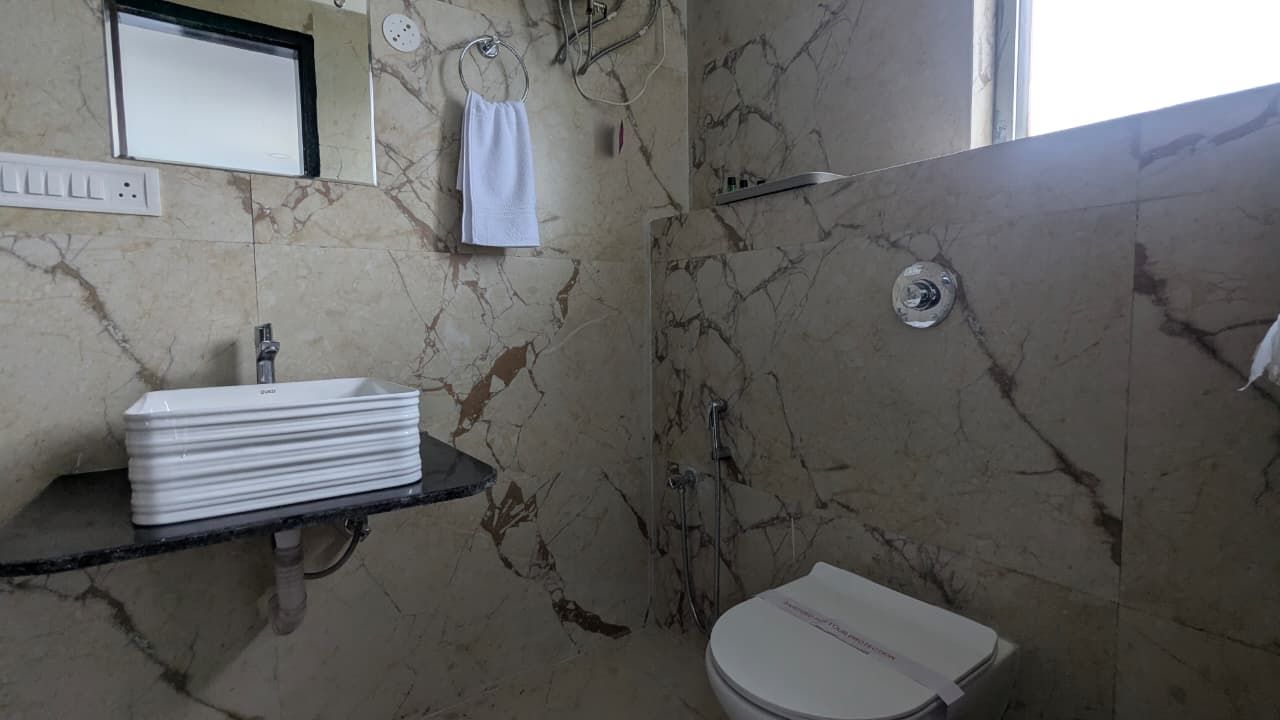 Scenic View Bungalow w/ Delicious Food, Assam - Haflong photo 4