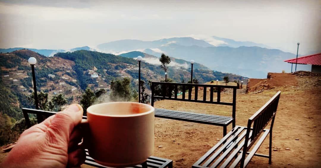 Hilltop Camp w/ 360° Views & Home Meals in Kanatal, Uttarakhand 8