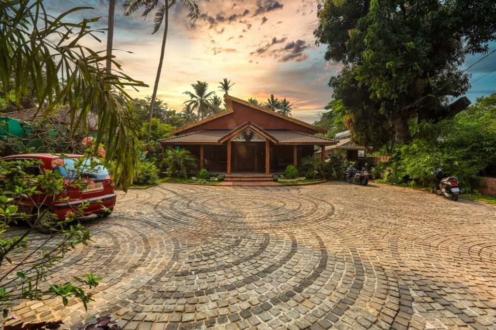 Luxury 4BR Villa w/ Private Pool, BBQ & AC in Nerul, Goa 1