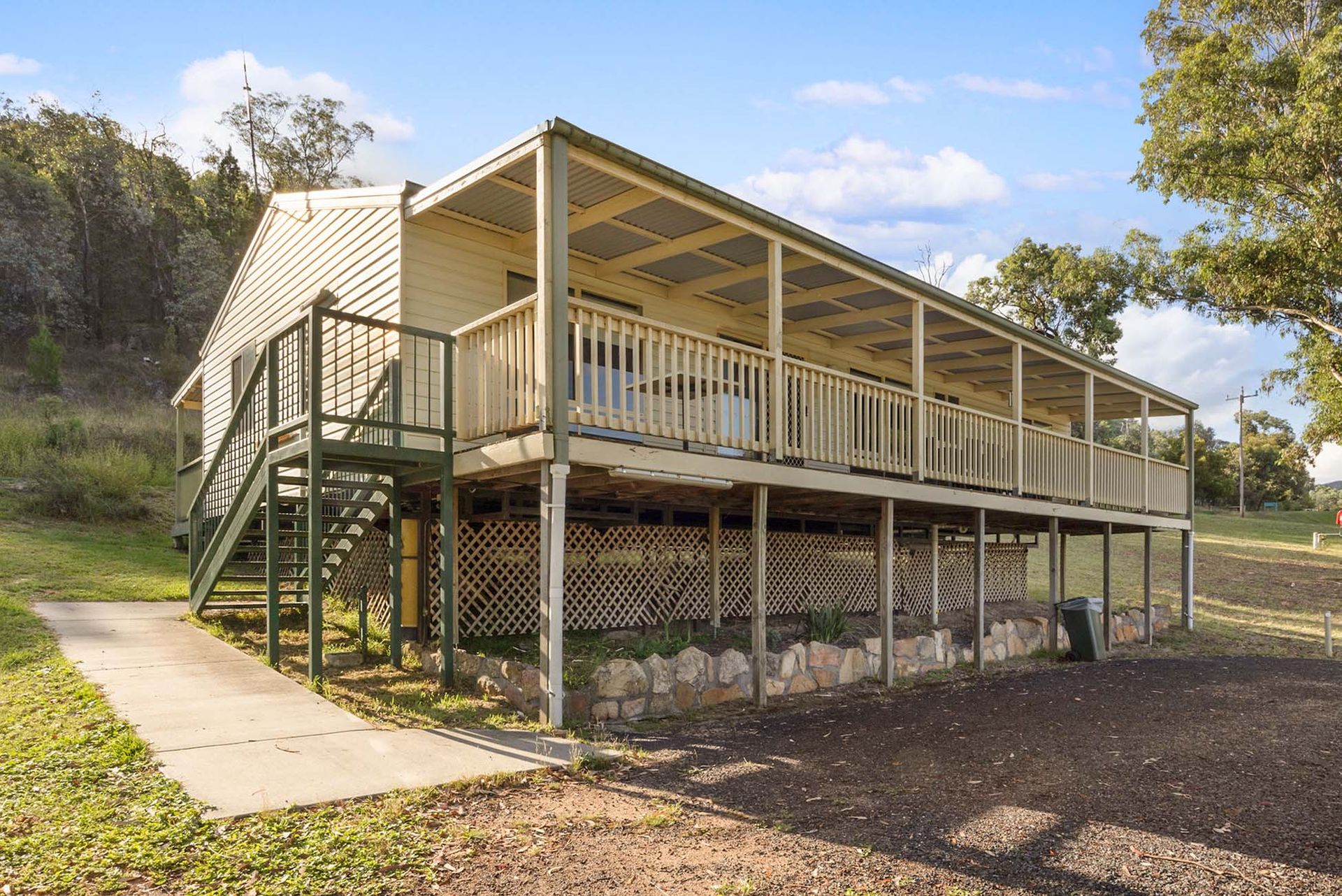 Deluxe Cabin Wyangala Waters Holiday Park Reflections Holiday Park 8589