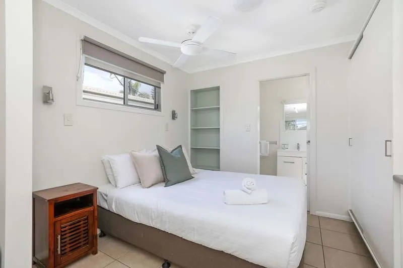 Urunga - Standard Cabin - Sleeps 2 - Main Bed