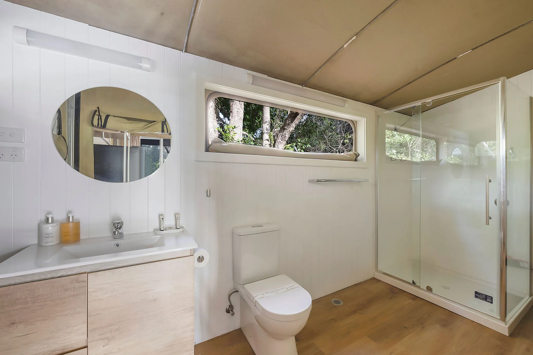 North Haven glamping bathroom